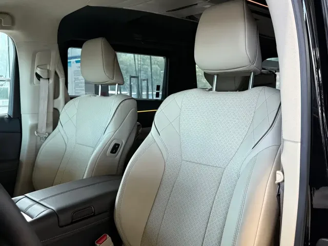 Toyota Vellfire — Фото автомобиля 17