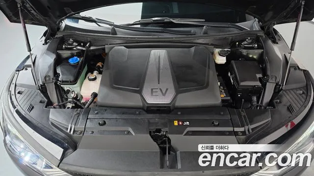Kia EV6 — Фото автомобиля 9