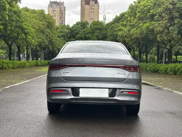 BYD Qin PLUS — Фото автомобиля 9