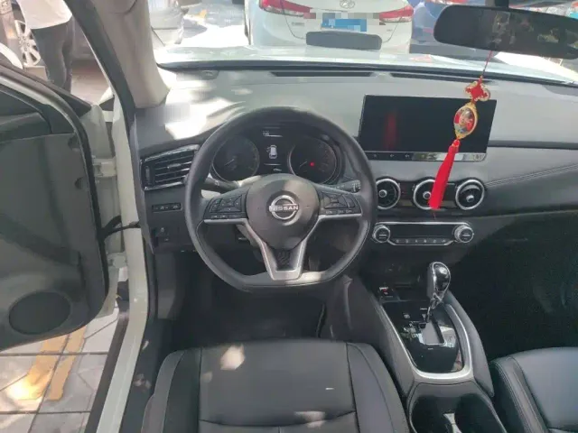 Nissan X-Trail — Фото автомобиля 6
