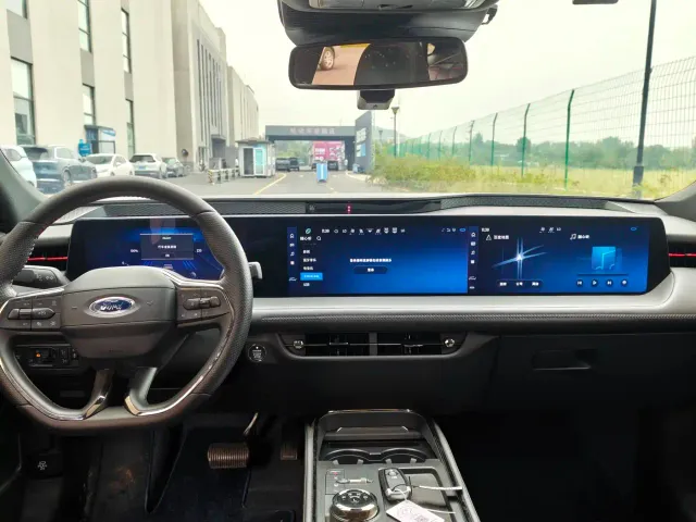 Ford Mondeo — Фото автомобиля 9