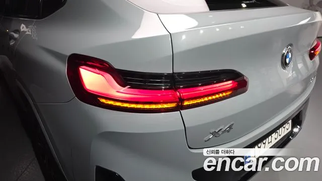 BMW X4 xDrive20i M Sport — Фото автомобиля 21