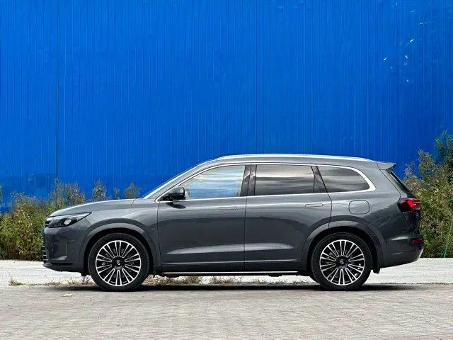 Aito M7 — Фото автомобиля 6