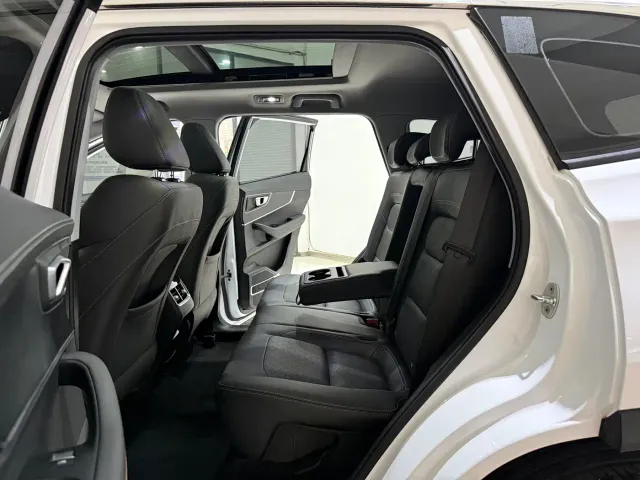Chery Tiggo 8 — Фото автомобиля 10