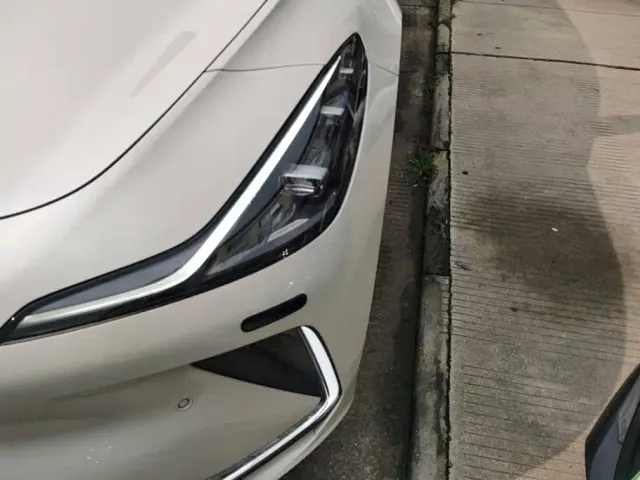 IM Motors LS7 — Фото автомобиля 5