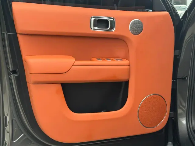 Li Auto L9 — Фото автомобиля 4