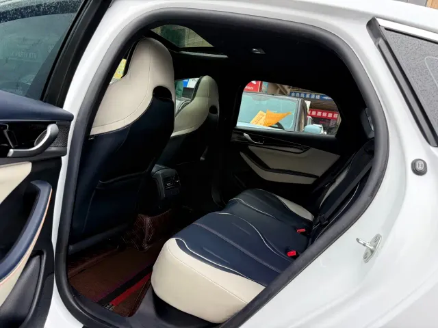 BYD Qin PLUS — Фото автомобиля 13