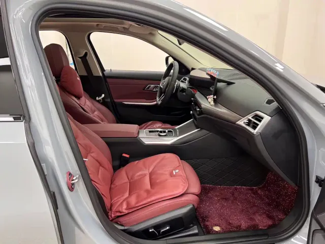 BMW 3 Series — Фото автомобиля 10