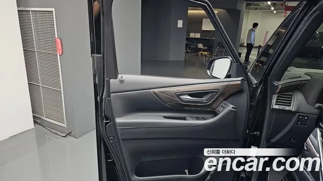 Toyota Alphard 4th Gen — Фото автомобиля 14