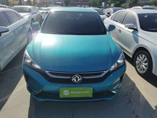 Dongfeng Yixuan — Фото автомобиля 2