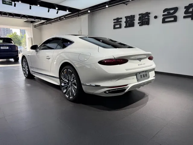 Bentley Continental Plug-in Hybrid — Фото автомобиля 4