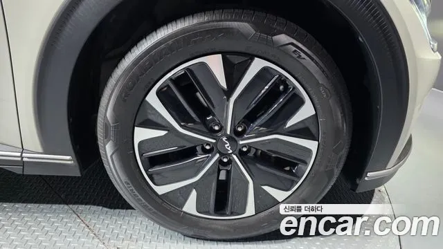 Kia EV6 — Фото автомобиля 5