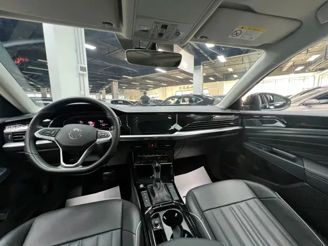 Volkswagen Passat — Фото автомобиля 22