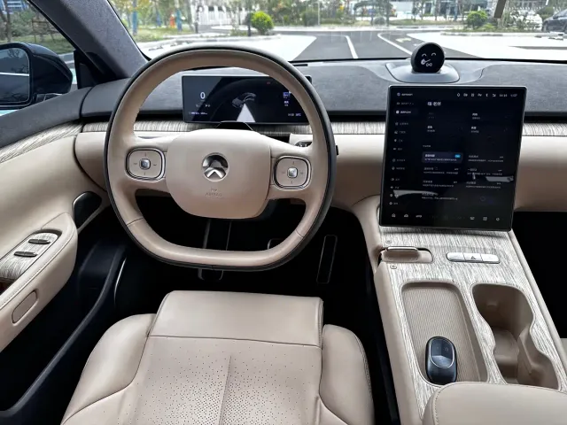 Nio ET7 — Фото автомобиля 9