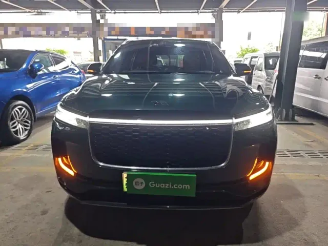 Li Auto ONE — Фото автомобиля 2