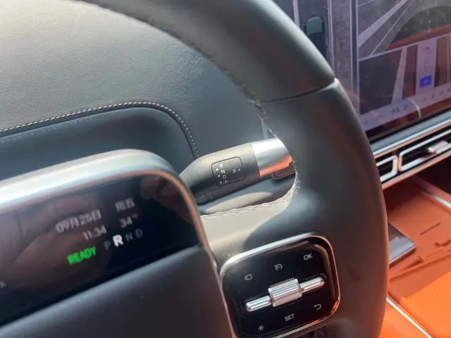 Li Auto Li Auto L6 2025 Pro Smart Renewal Edition — Фото автомобиля 20