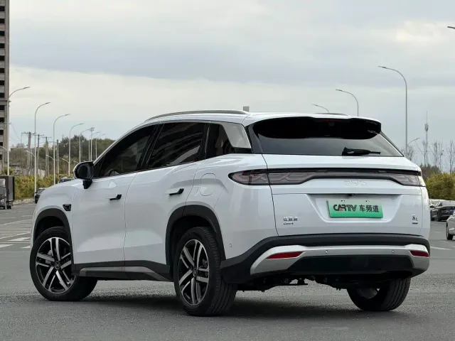 BYD Song L DM-i — Фото автомобиля 4