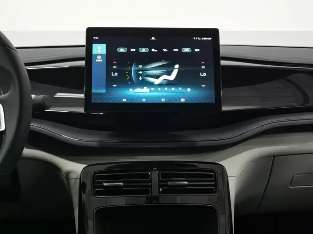 BYD Qin PLUS — Фото автомобиля 12