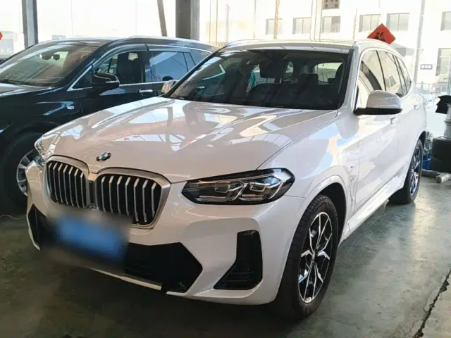 Фотография автомобиля — BMW X3