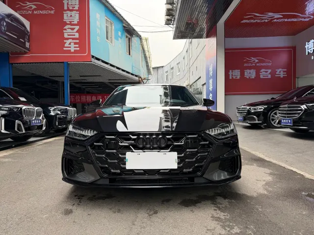 Audi A7L — Фото автомобиля 2