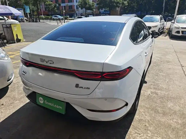 BYD Qin PLUS — Фото автомобиля 6