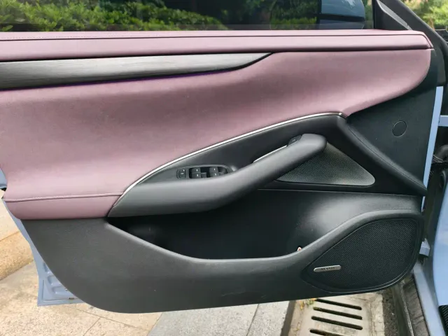 Xiaomi SU7 — Фото автомобиля 12