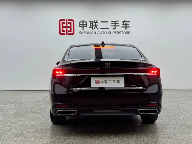 Buick LaCrosse — Фото автомобиля 4