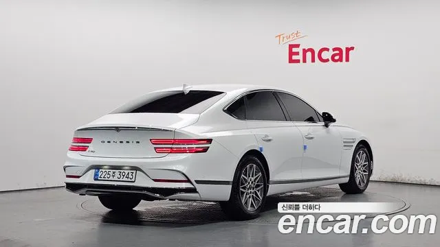 Genesis G80 Бензин 2.5 турбо 2WD — Фото автомобиля 2