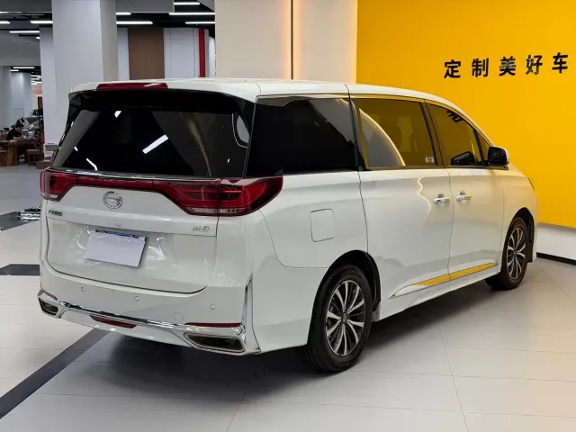 GAC Trumpchi M8 — Фото автомобиля 10