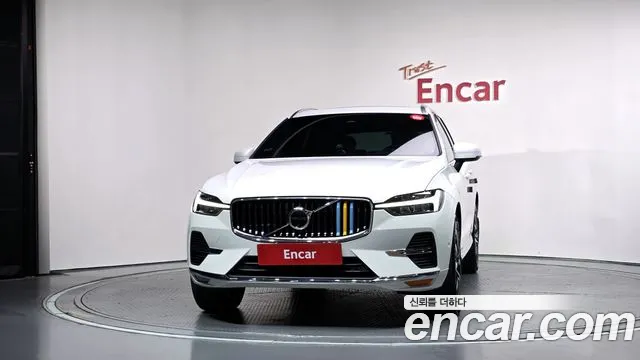Volvo XC60 Generation 2 — Фото автомобиля 3