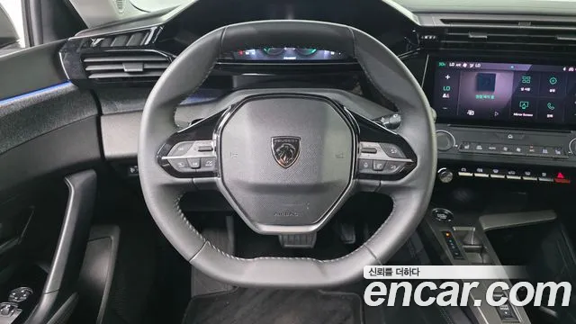 Peugeot 408 1.2 Pure Tech Allure — Фото автомобиля 14