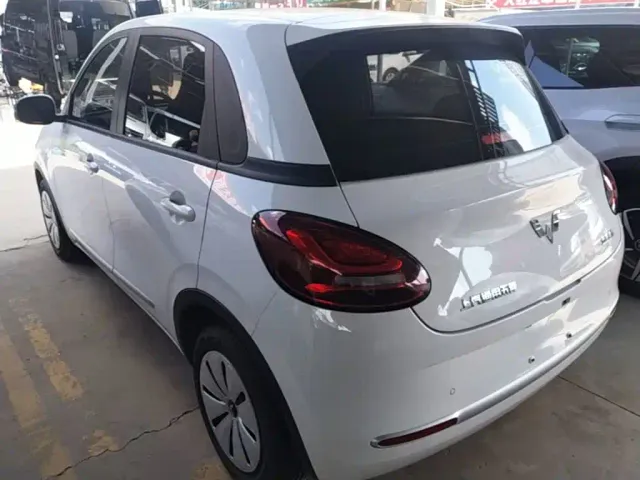 Wuling Bingo — Фото автомобиля 4
