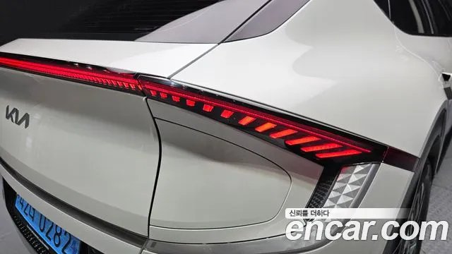 Kia EV6 Long Range — Фото автомобиля 16