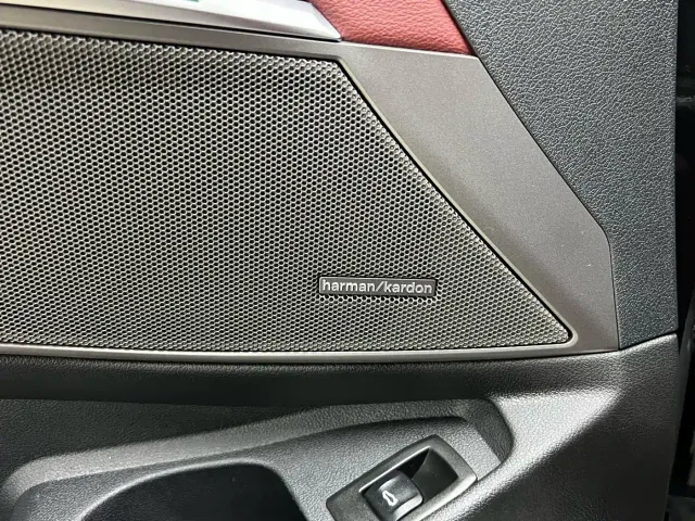 BMW 3 Series — Фото автомобиля 18