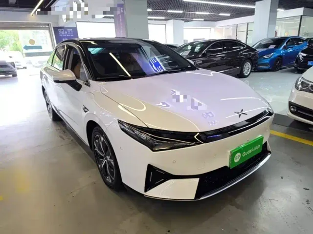Xpeng P5 — Фото автомобиля 3