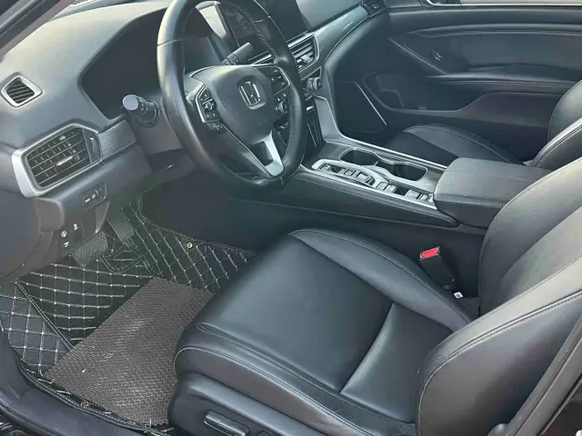 Honda Accord — Фото автомобиля 7