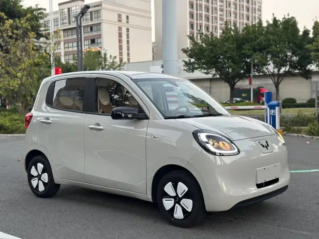Wuling Hongguang Mini EV — Фото автомобиля 3