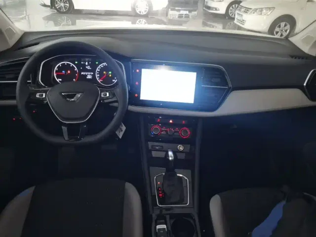 Jetta VS5 — Фото автомобиля 9