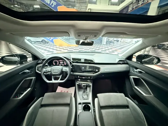 Audi Q3 — Фото автомобиля 8