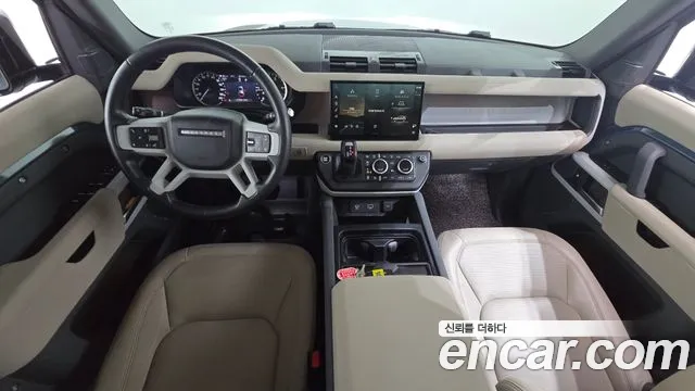 Land Rover Defender — Фото автомобиля 7