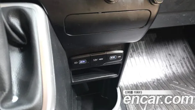 Hyundai Staria Staria Карго 3 места — Фото автомобиля 29