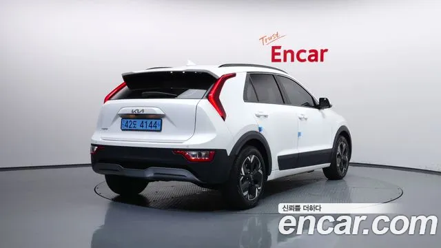 Kia Niro New — Фото автомобиля 2
