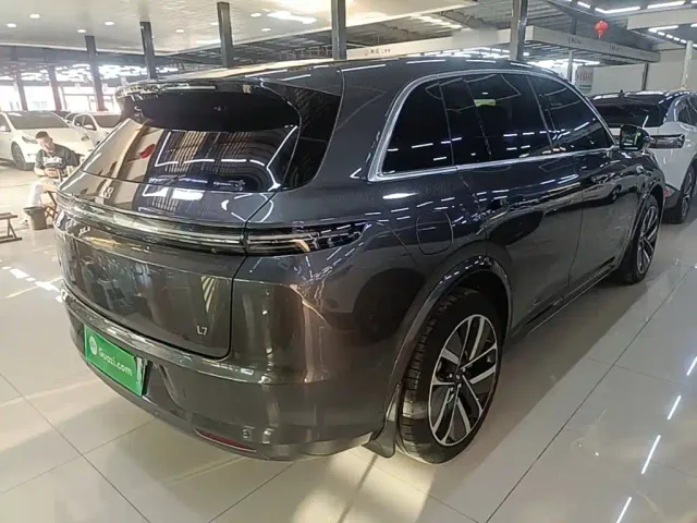 Li Auto L7 — Фото автомобиля 6