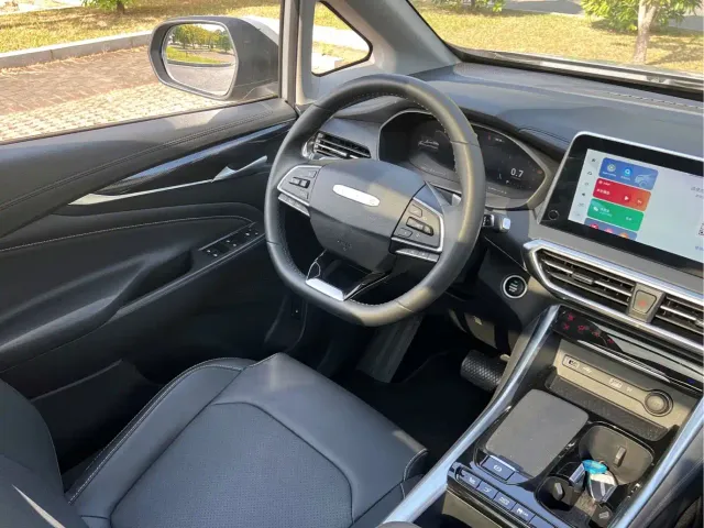 Maxus G50 — Фото автомобиля 5