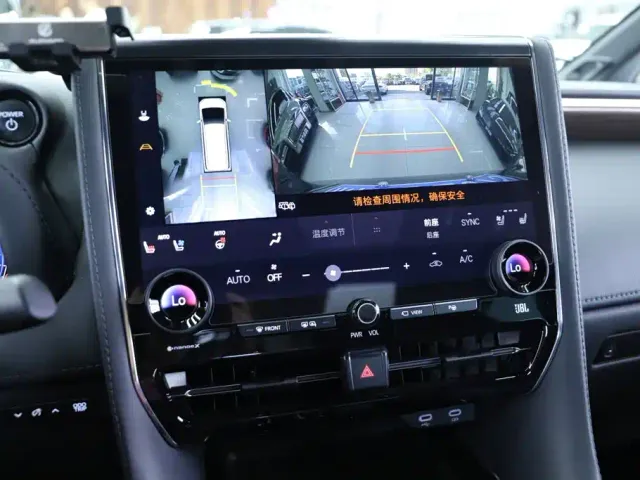 Toyota Alphard — Фото автомобиля 14
