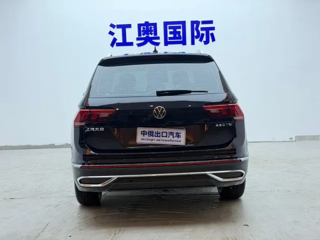 Volkswagen Tiguan L — Фото автомобиля 19