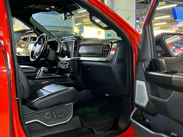 Ford F-150 Raptor — Фото автомобиля 7