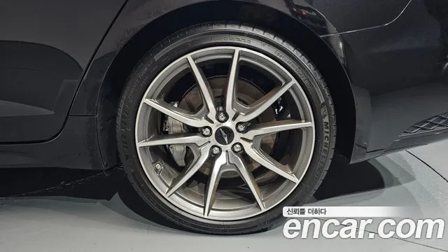 Genesis G70 G70 (New) — Фото автомобиля 21