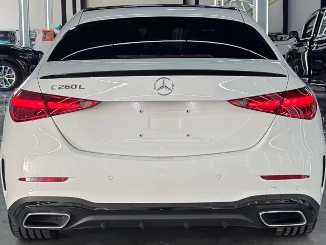 Mercedes-Benz C-Class — Фото автомобиля 2