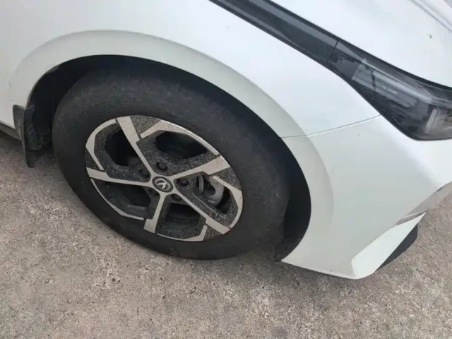 Changan Eado — Фото автомобиля 6